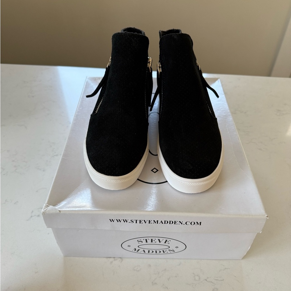 Steve Madden Caliber Black High Top Sneaker